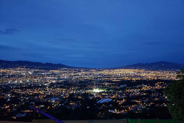 La vue sur la vallée centrale depuis Tiquicia