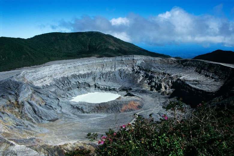 Vulcano Poás dall'alto