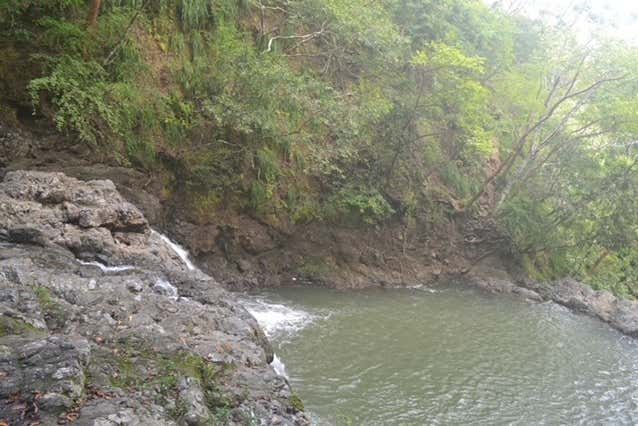La cascade que vous verrez depuis la tyrolienne