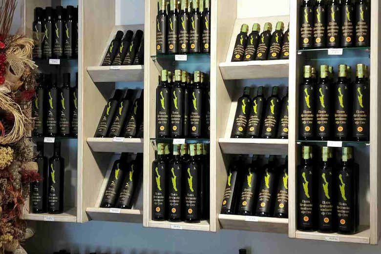 Bouteilles d'huile d'olive à l'intérieur du musée