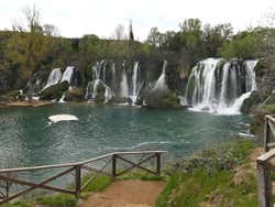 Cascatas de Kravica