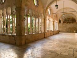 Patio del Monastero francescano
