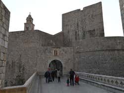 Porta de Ploče