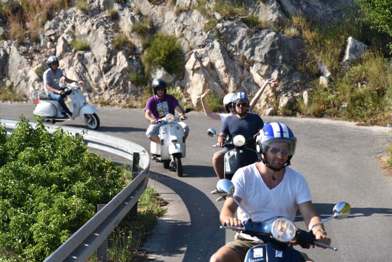Balade en Vespa dans Dubrovnik