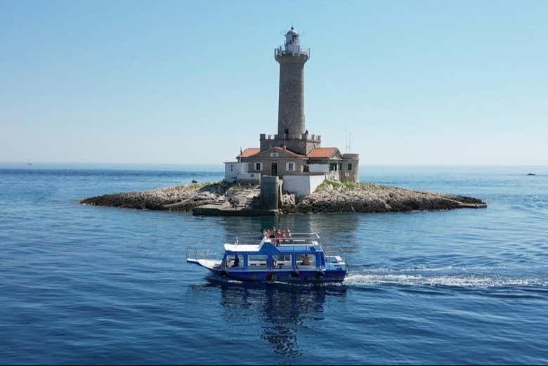 Sail next to historic Porer Lighthouse