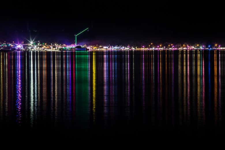 Luces de la bahía de Pag