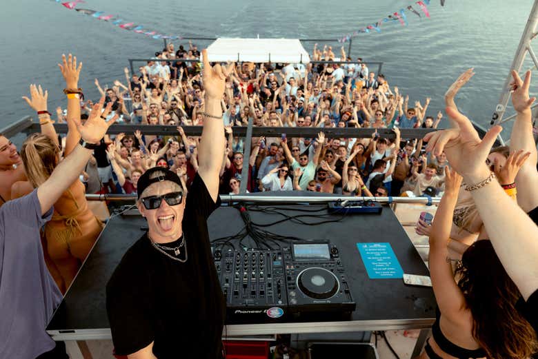 Dance to a live DJ session!