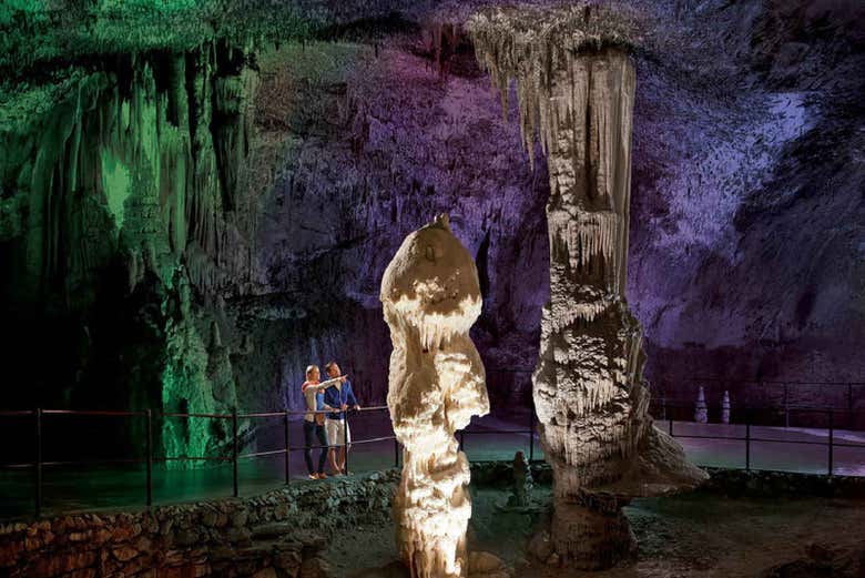 Le formazioni rocciose delle grotte di Postumia