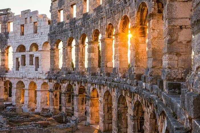 Roman amphitheater