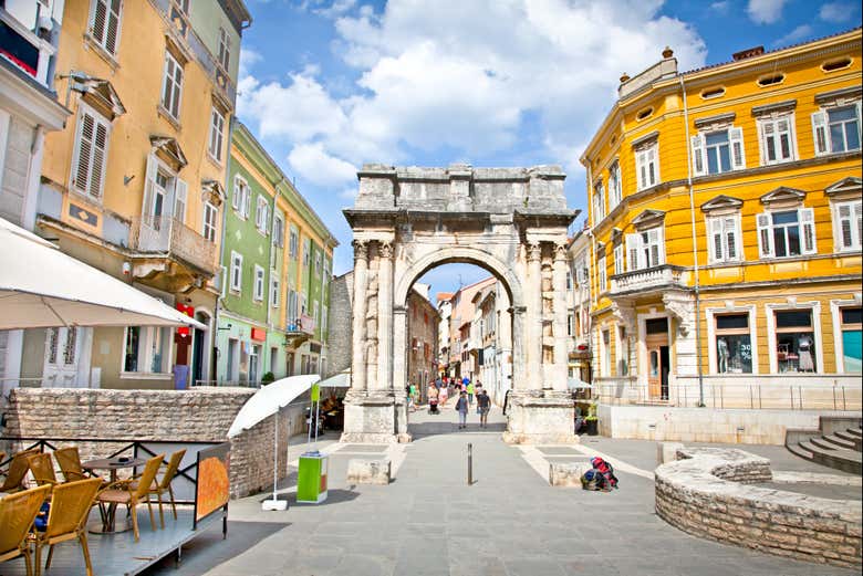 Sergios Arch