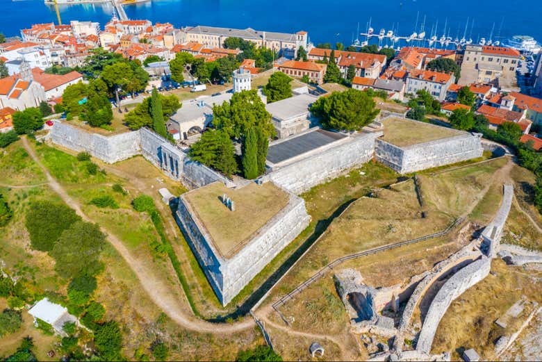 Pula Castle