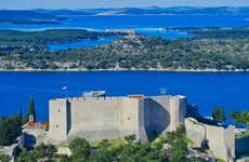 Šibenik Fortresses Tour & Wine Tasting