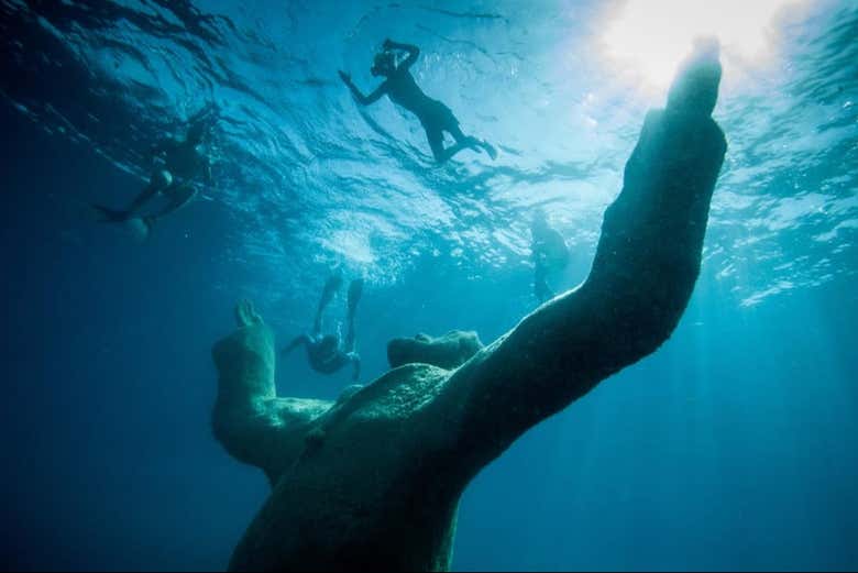 Admire incredible underwater sculptures