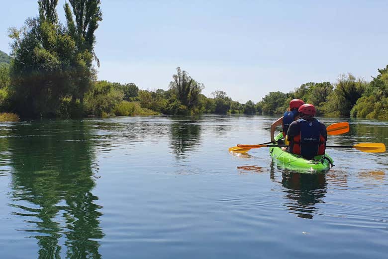 Naviguer sur la Cetina