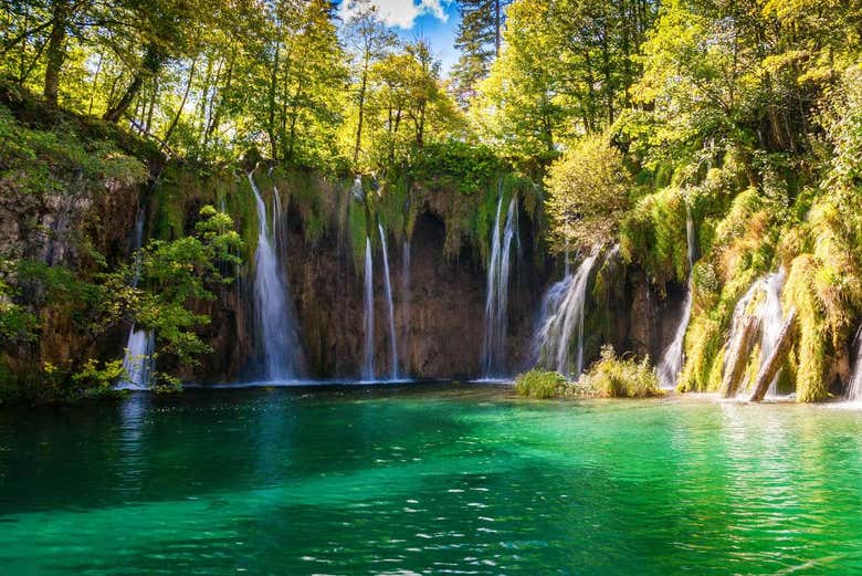 Waterfalls  in Plitvice Lakes