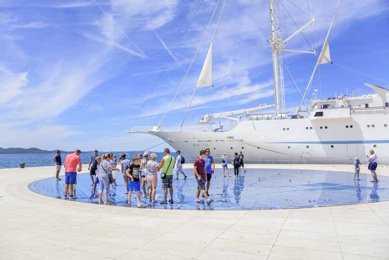 Monumento del Saludo al Sol