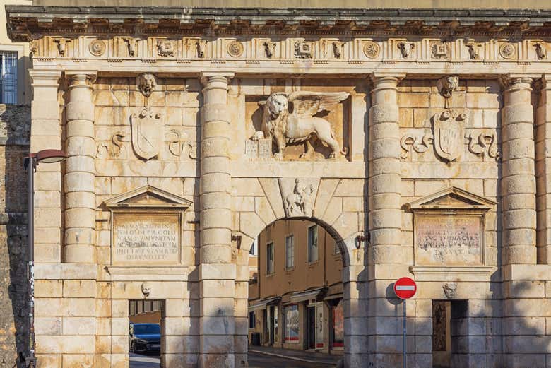 Porte de la Terre de Zadar