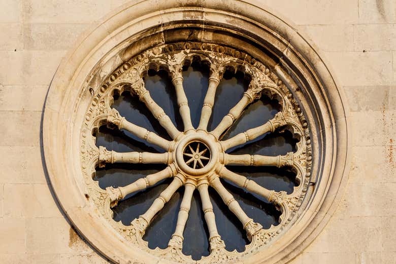 Rosace de l'église Sainte-Marie de Zadar