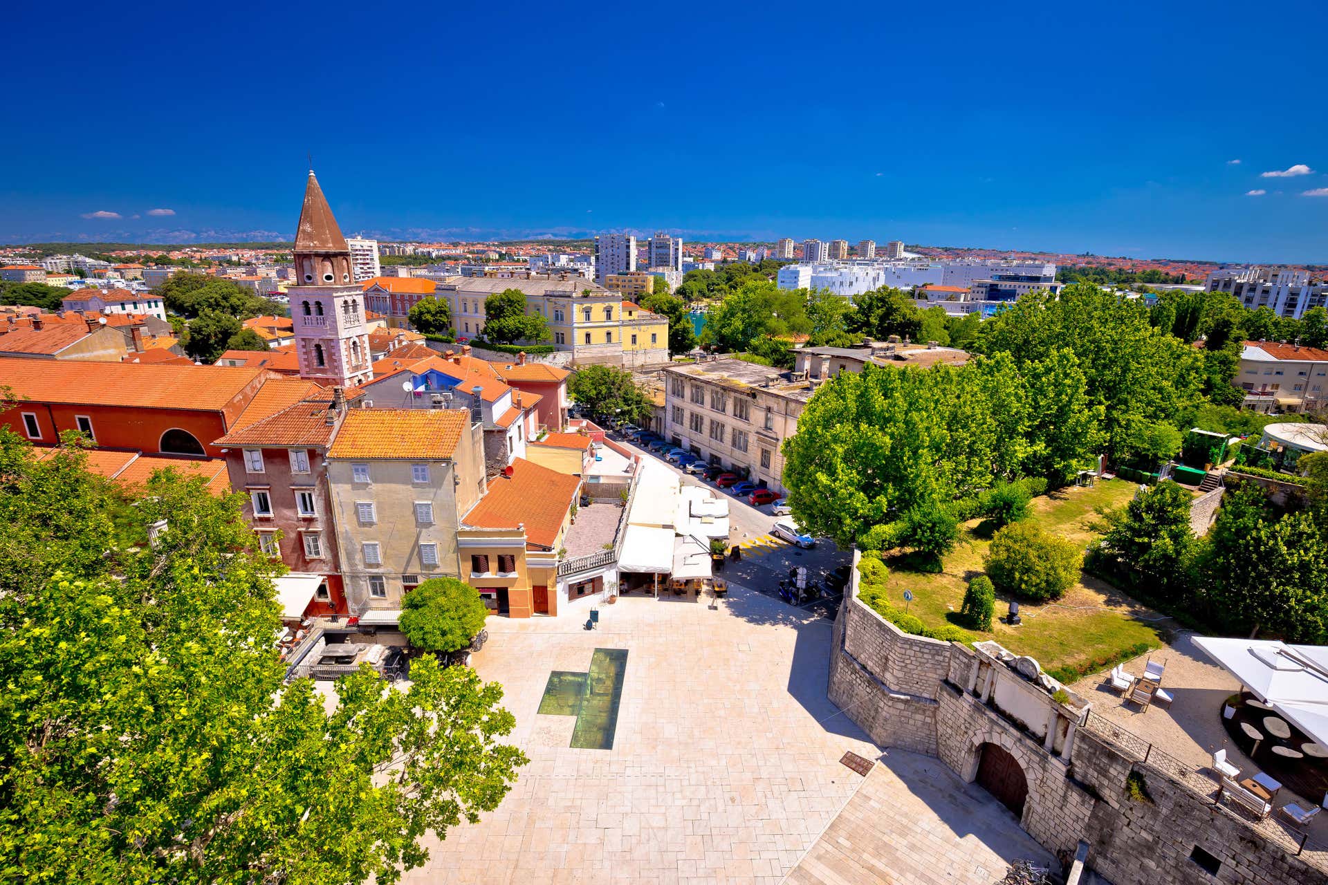 Tour privado por Zadar con guía en español