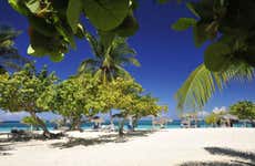 Excursión al Chorro de Maíta y la playa Guardalavaca