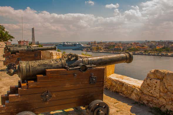 Ceremonia del cañonazo en La Habana