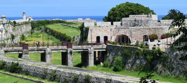 Fortaleza de San Carlos de la Cabaña - All You Need to Know BEFORE You Go  (with Photos)