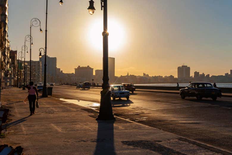 Entardecer no Malecón de Havana