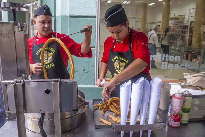 Making churros in Havana