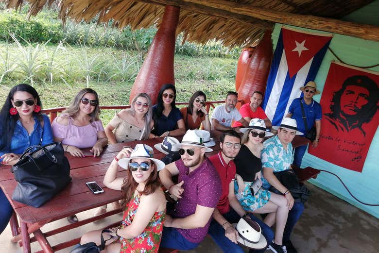 Visitando la finca del Campesino