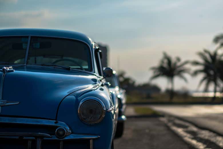 Montez à bord d'une voiture classique