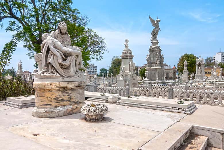 Cimitero di Cristoforo Colombo