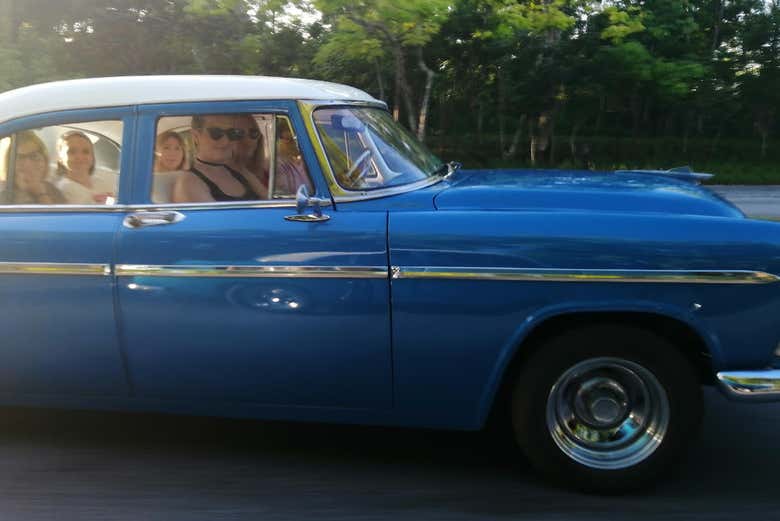 Balade en voiture d'époque
