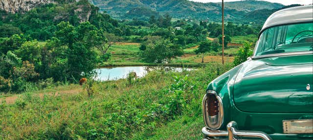 Excursão privada ao Valle de Viñales de carro clássico