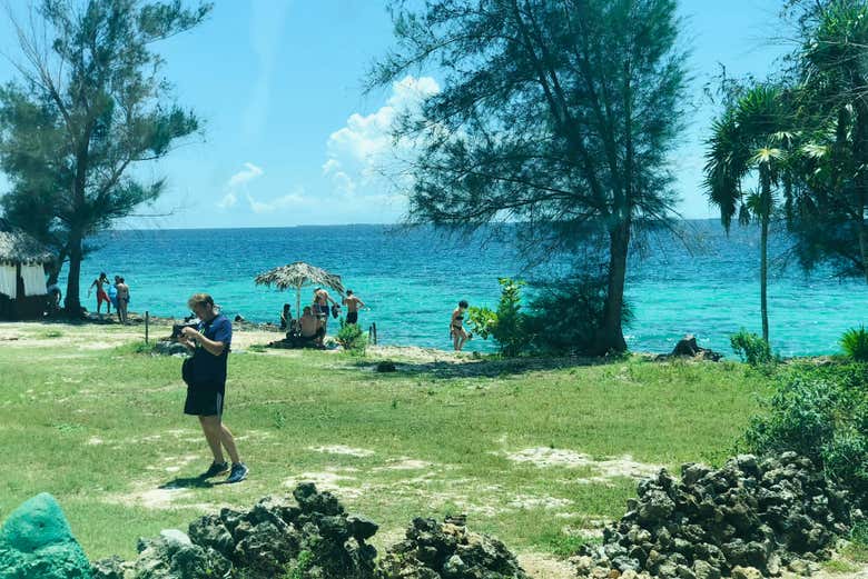 Disfrutando de la visita a Playa Larga