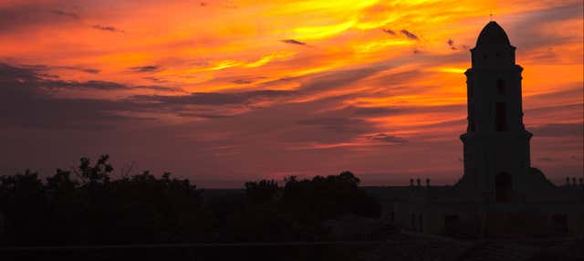 Free Tour of La Vigia Hill at Sunset
