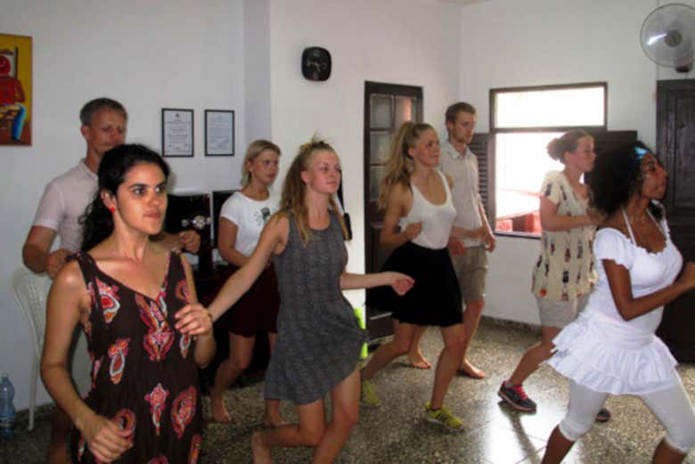 Disfrutando de la clase de baile