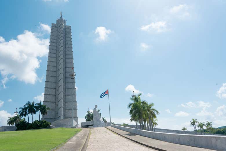 Monumento a José Martí, o edifício mais alto de Havana