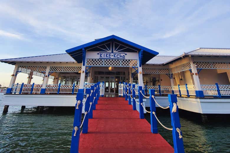 Savour a delicious meal