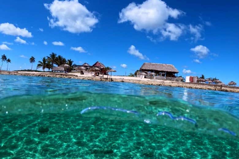 Playa Coral, una de las más bellas de Cuba