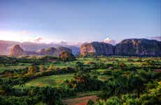 Escalada en el Mogote del Valle