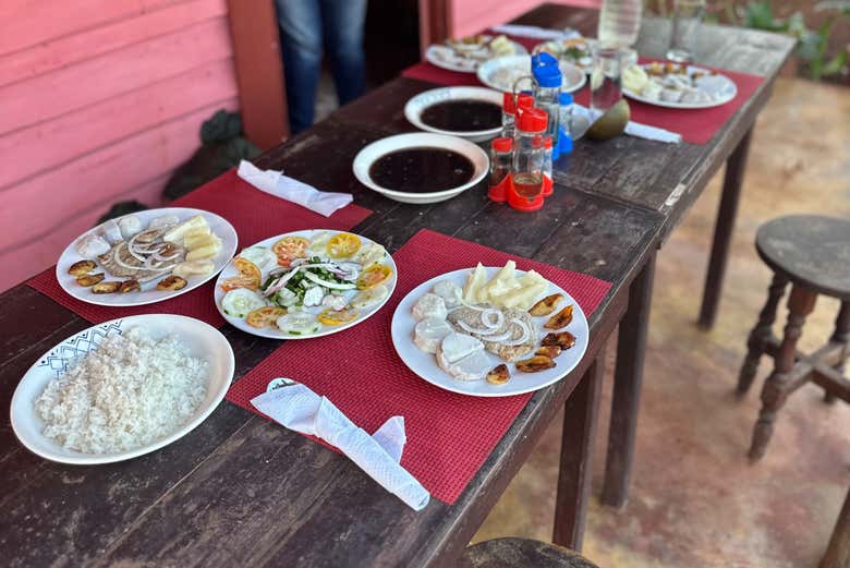 El almuerzo incluido está servido