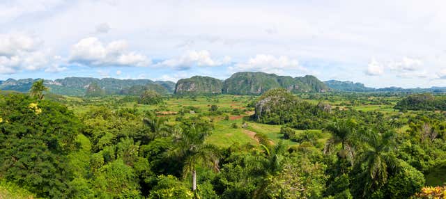 Trekking por el Valle de Viñales 
