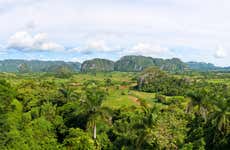 Trekking por el Valle de Viñales