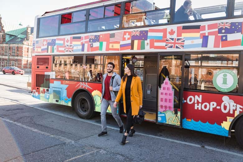 Una de las paradas del autobús turístico de Copenhague