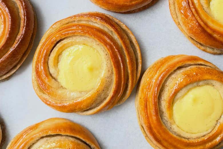 Tradicional bollería rellena