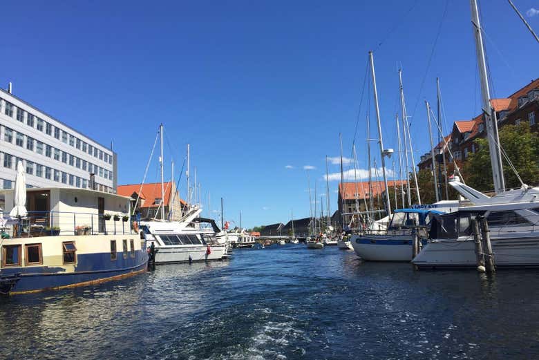 Esploreremo il quartiere di Christianshavn