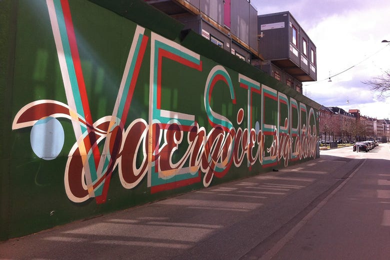 Contemplando a street art do bairro de Vesterbro