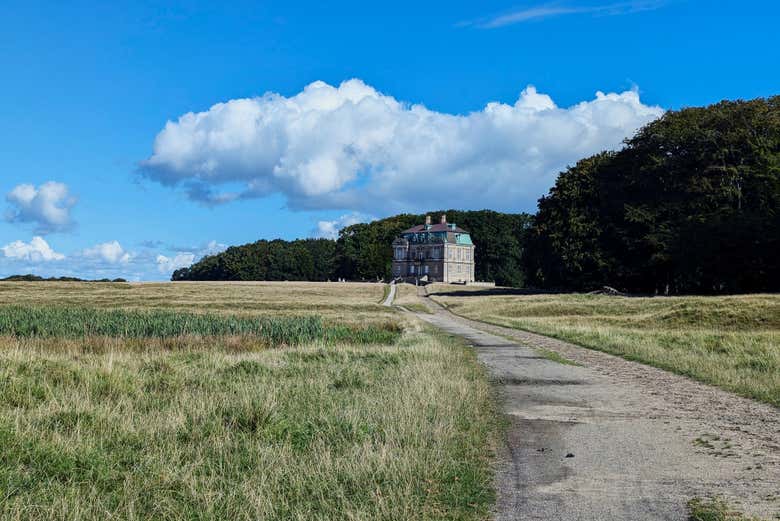 See the Hermitage Hunting Lodge