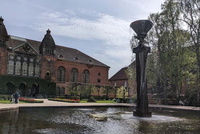 Explorez les Jardin de la Bibliothèque royale