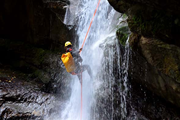 Canyoning in Baños